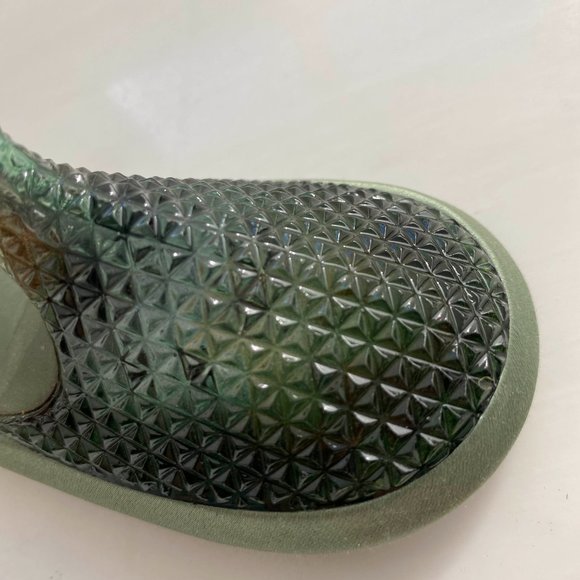 Prada Green Kitten Heels - Picture 4 of 4